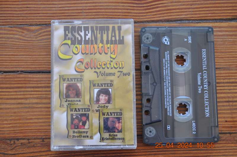 Eassential Country Collection - Volume 2 : Various (Cassette)