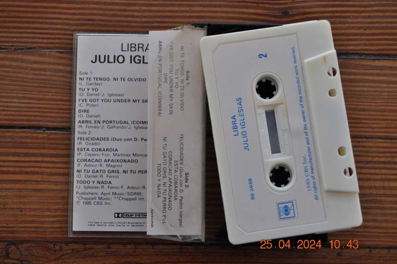 Julio Iglesias - Libra (Cassette)