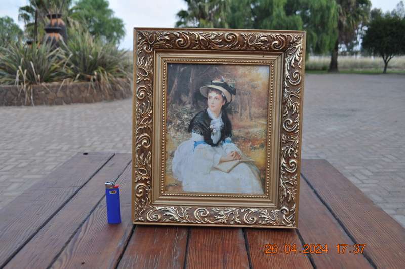 Vintage Happy Thoughts Print with Gold Frame