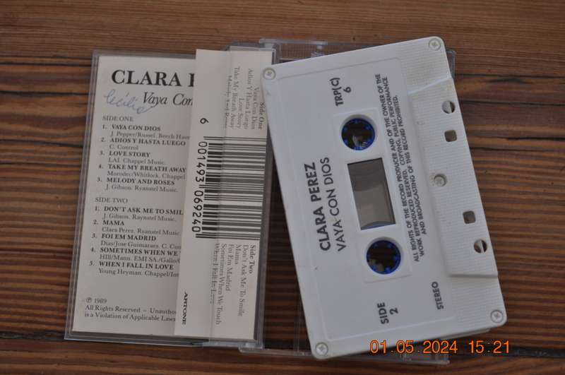 Clara Perez - Vaya Con Dios (Cassette)