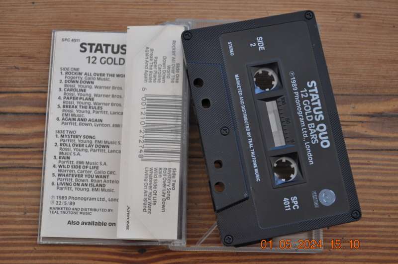 Status Quo - 12 Gold Bars (Cassette)
