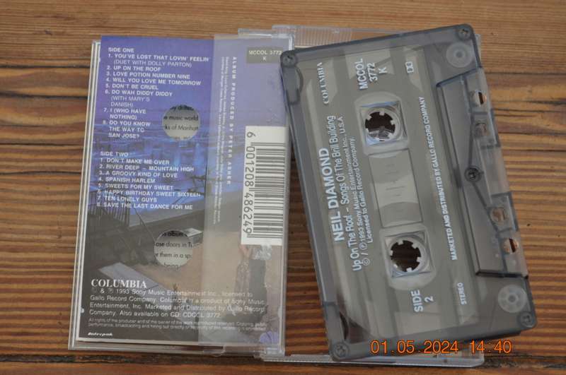 Neil Diamond - Up On The Roof : Songs From The Brill Building (Cassette)