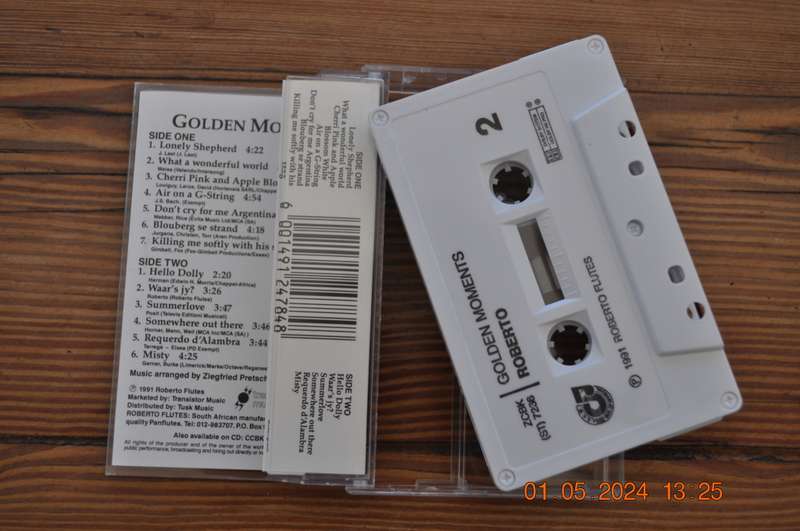 Roberto - Golden Moments (Cassette)