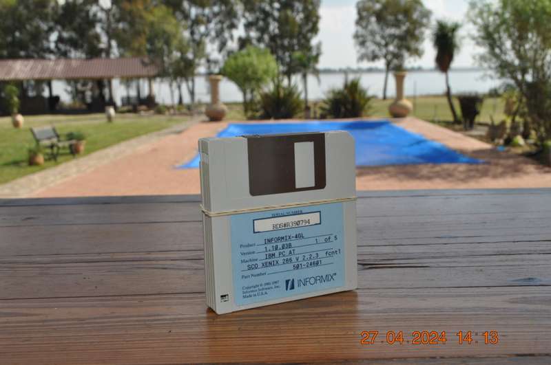 Vintage Informix-4GL IBM Pc At