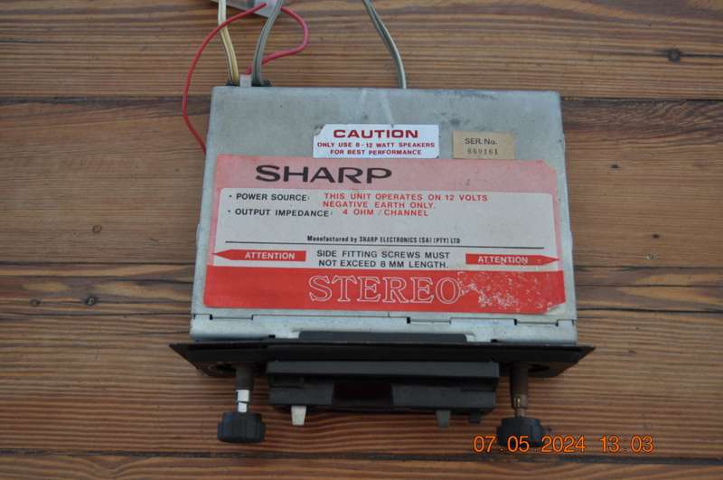 Vintage Sharp Car Radio (selling as is)