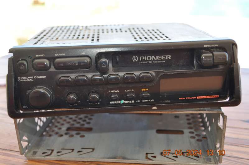 Vintage Pioneer Cassette FM Car Radio