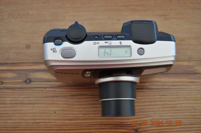 Pentax Espio 738S 35mm Film Camera With Zoom