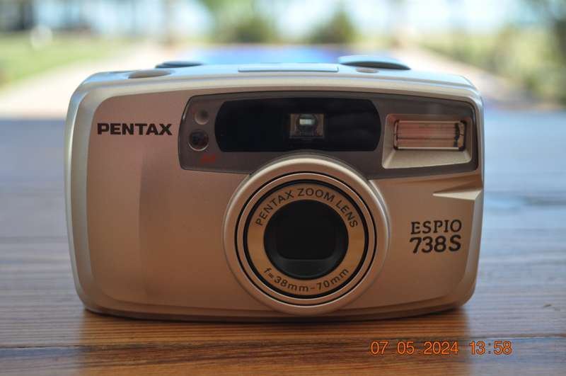 Pentax Espio 738S 35mm Film Camera With Zoom