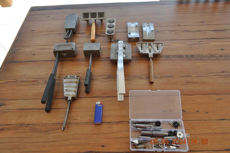 Sinker Moulds