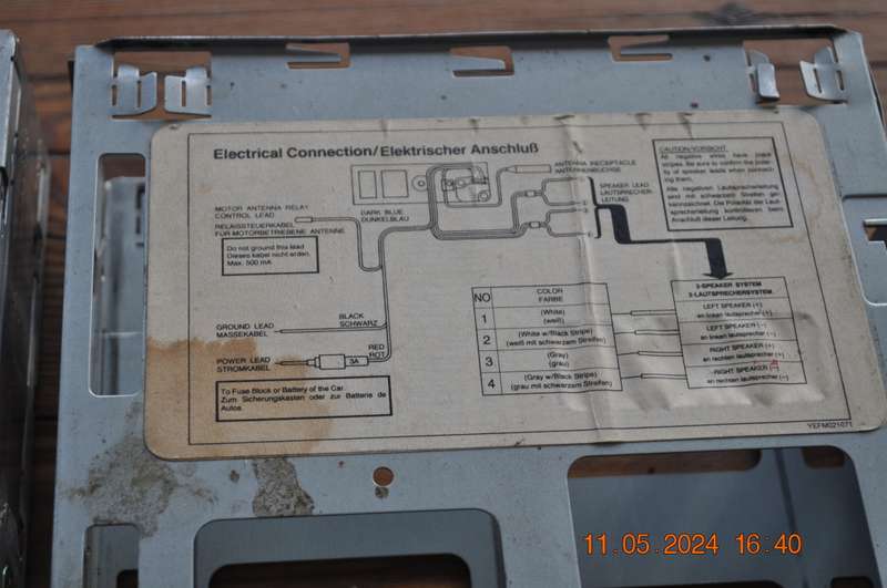 Vintage Panasonic H04 Car Radio Cassette