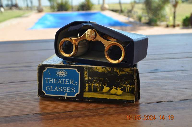 Vintage Tasco Theater Glasses