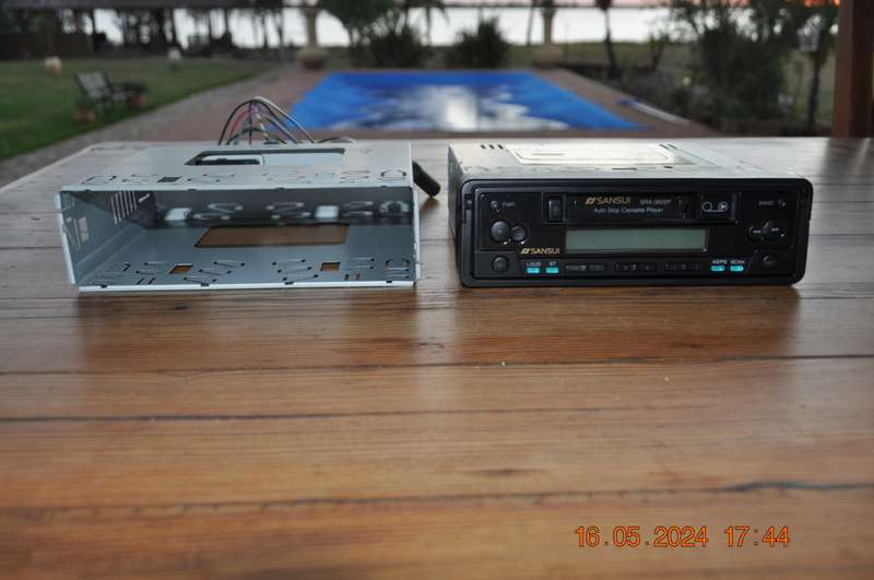 Old School Sansui Car Cassette Radio