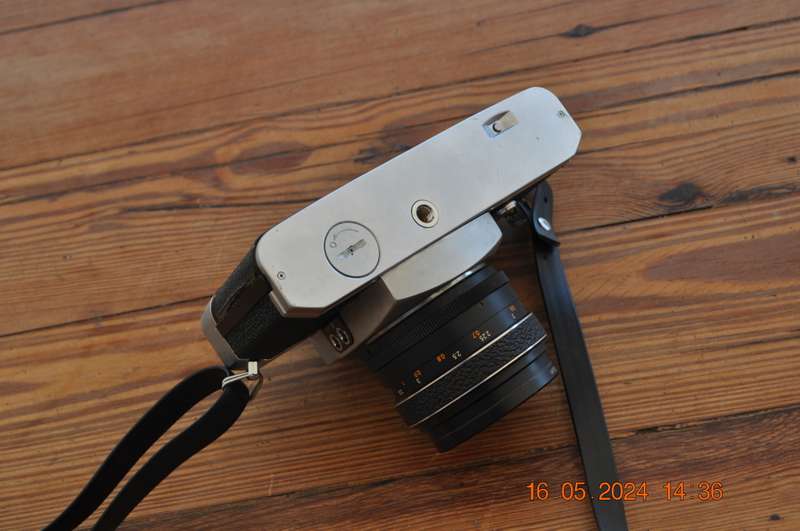 Chinon M-1 35mm SLR Film Camera Lens 55mm 1:7