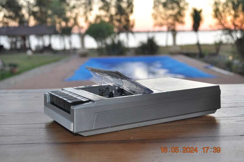 Vintage Blaupunkt cc2500 Portable Cassette Player (selling as is)
