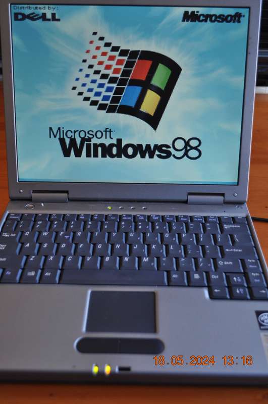 Old School Dell Intel Pentium III 500 Mhz