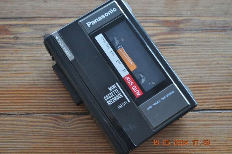 Panasonic Mini Cassette Recorder Player (needs belts)