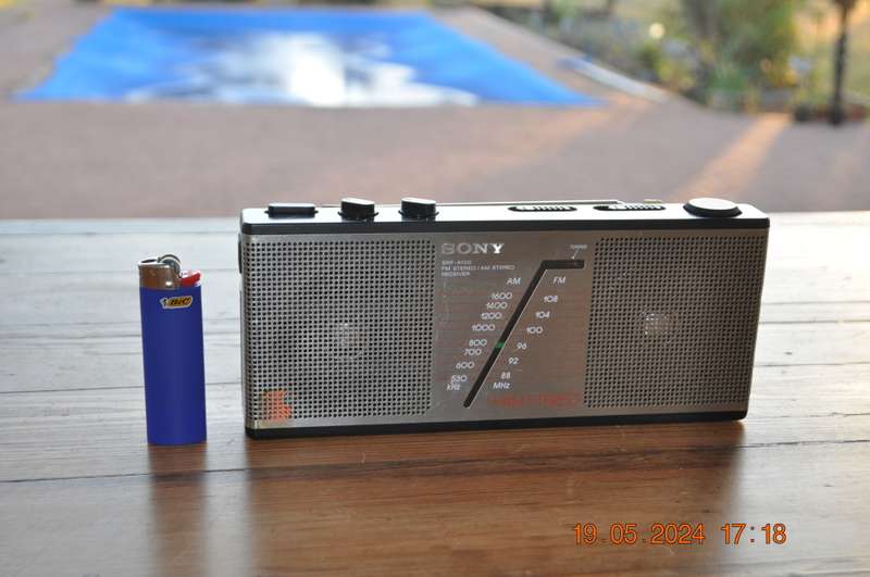 Vintage Sony Stereo Transistor Portable Radio
