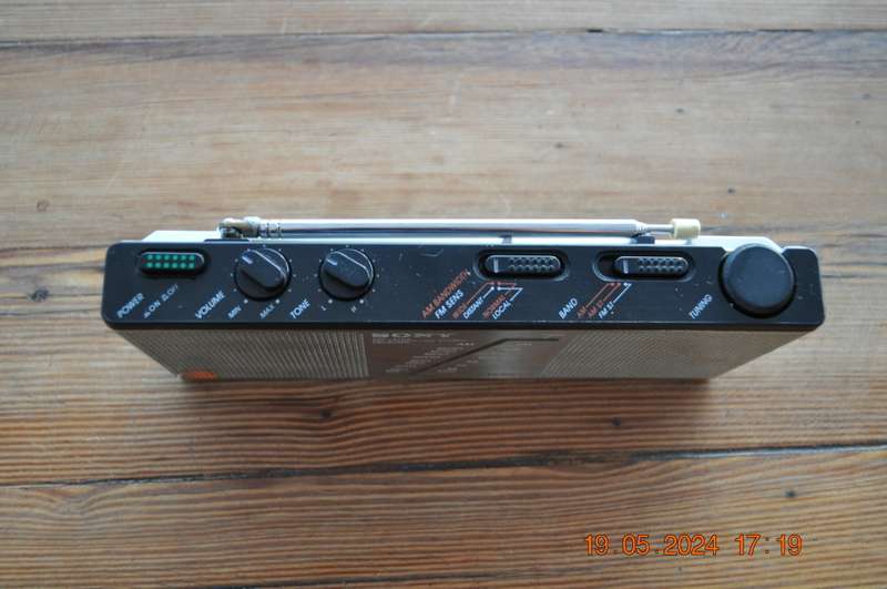 Vintage Sony Stereo Transistor Portable Radio