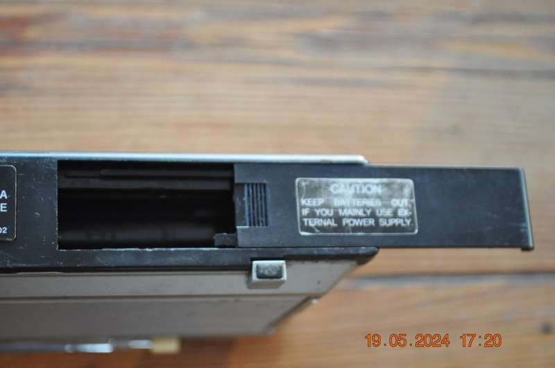 Vintage Sony Stereo Transistor Portable Radio