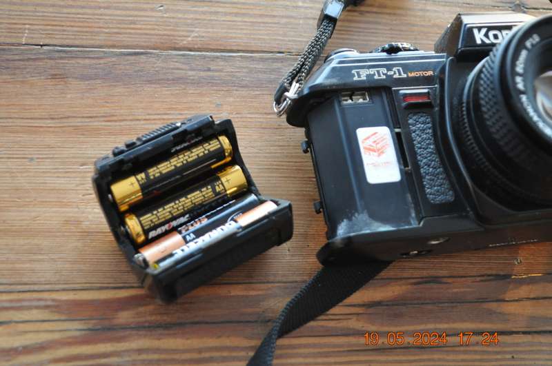 Konica FT-1 Motor 35mm SLR Film Camera With Lens