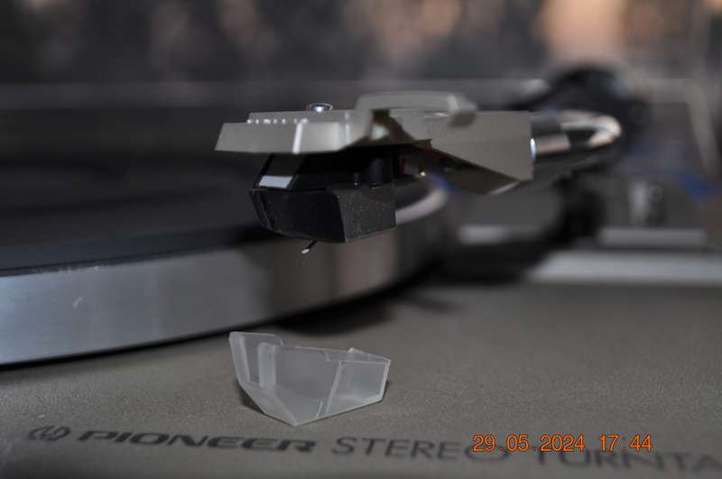 Pioneer PL-512 Turntable