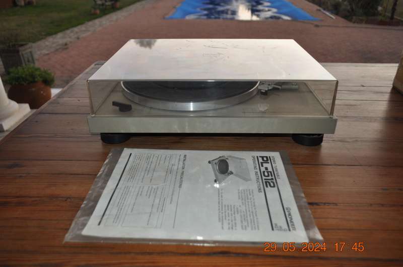 Pioneer PL-512 Turntable