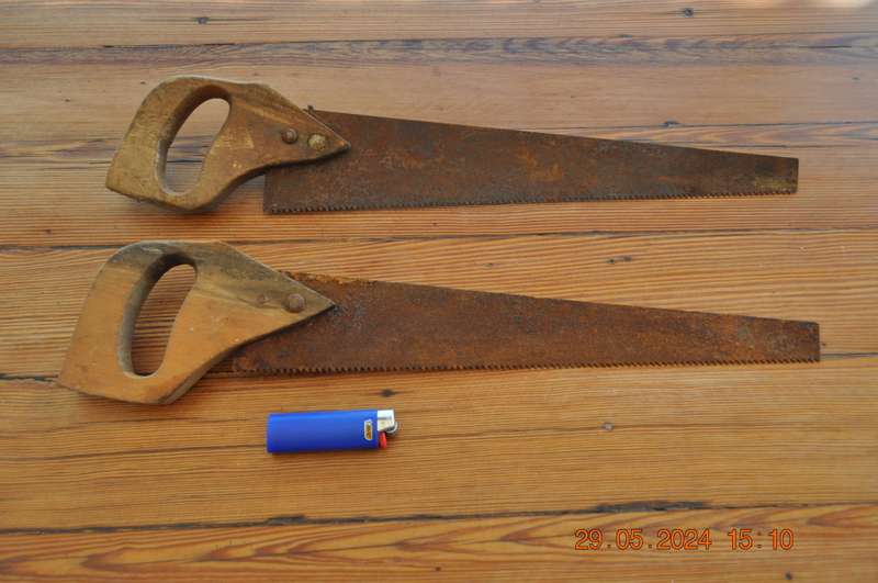 Vintage Hand Saws Rusted