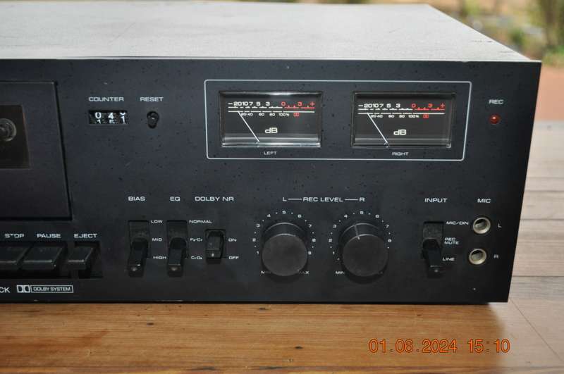 Blaupunkt Cassette Tape Deck (please read)