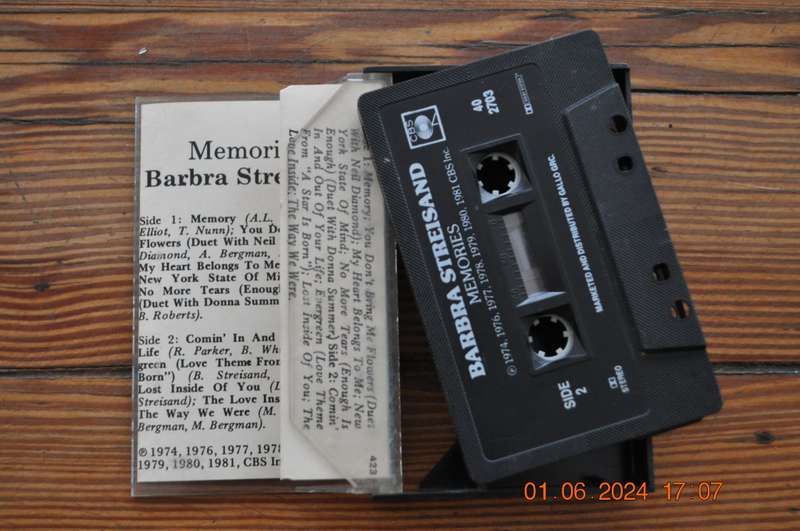 Barbra Streisand - Memories (Cassette)