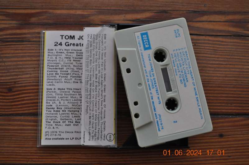 Tom Jones - 24 Greatest Hits (Cassette)
