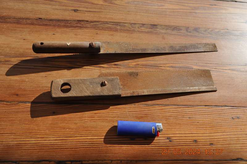 Vintage Handsaws With Wooden Handles