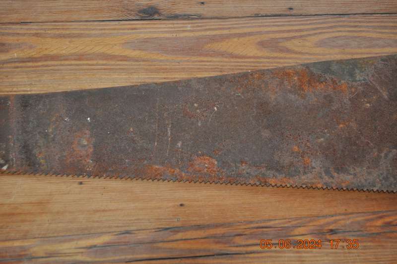 Vintage Lasher Rusted Carpenters Hand Saw