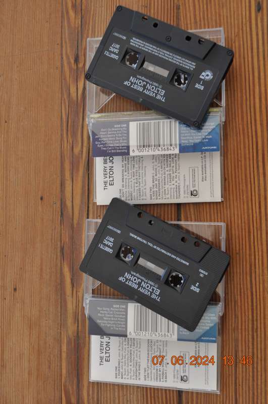 Elton John - The Very Best Of (2 Cassettes)