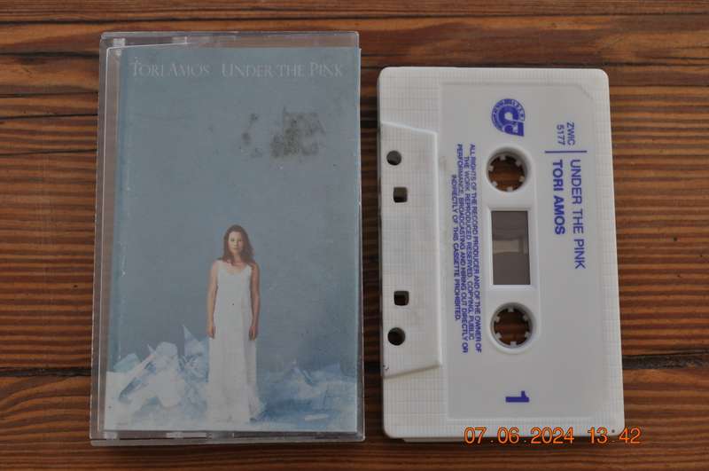Tori Amos - Under The Pink (Cassette)
