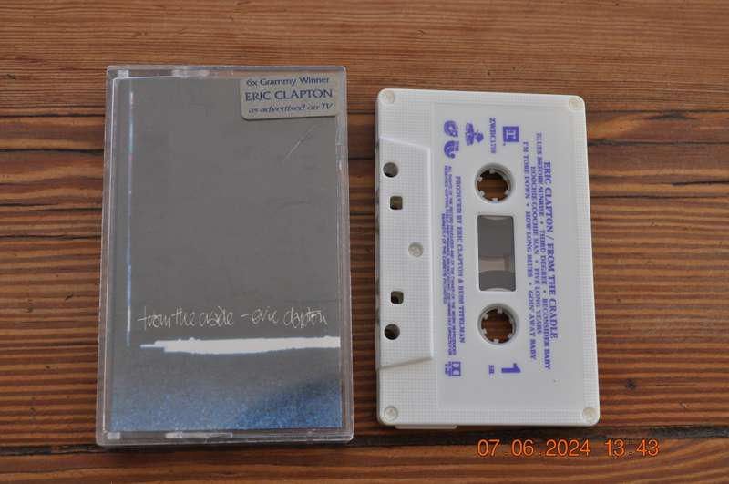 Eric Clapton - From The Cradle (Cassette)