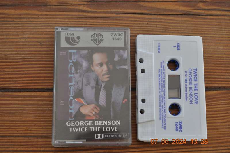 George Benson - Twice The Love (Cassette)