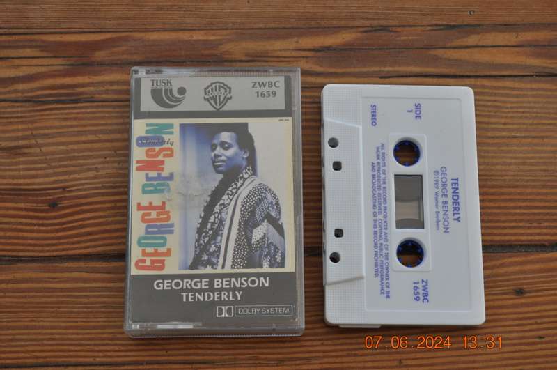 George Benson - Tenderly (Cassette)