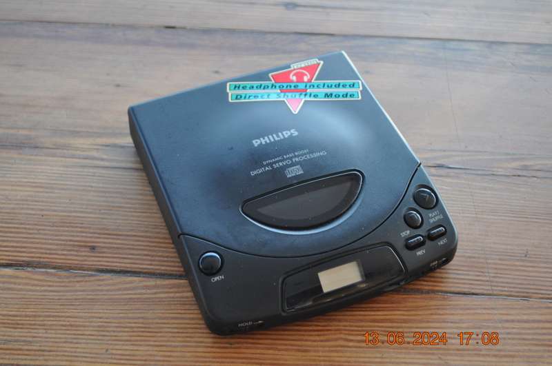 Old School Philips CD Walkman