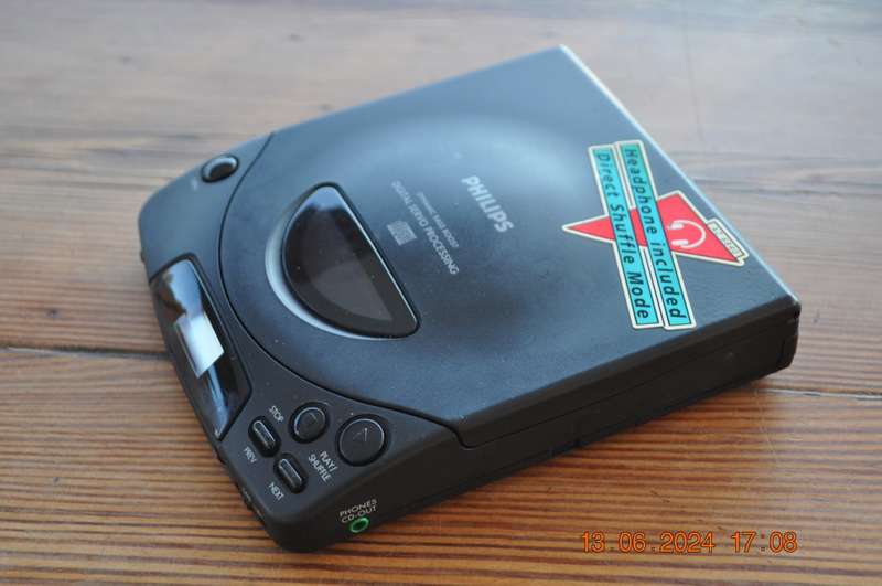 Old School Philips CD Walkman