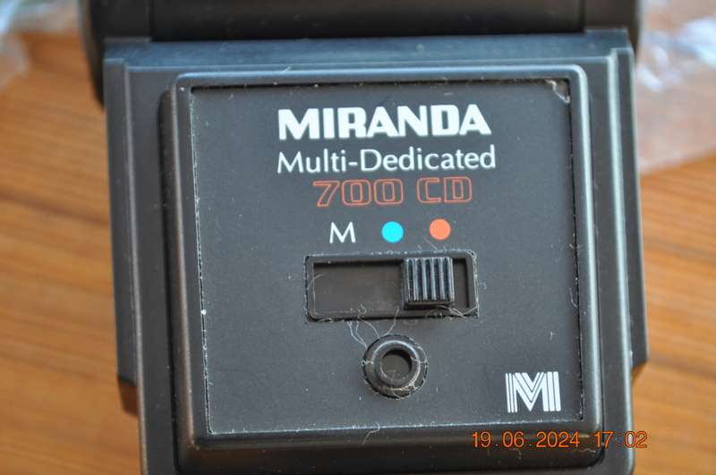 Miranda 700-CD Camera Flash