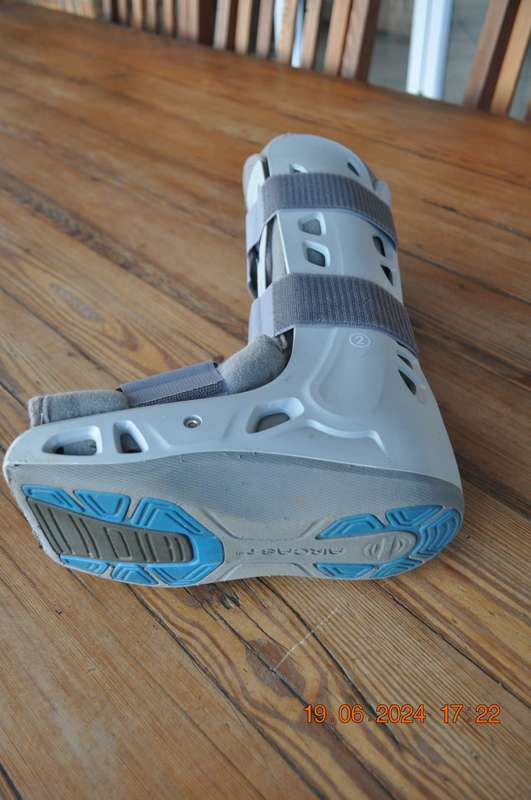 Aircast Moonboot Size Extra Small
