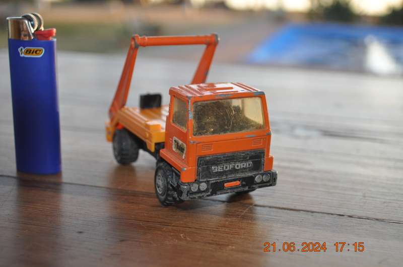 Vintage Matchbox Super Kings Bedford Skip Truck