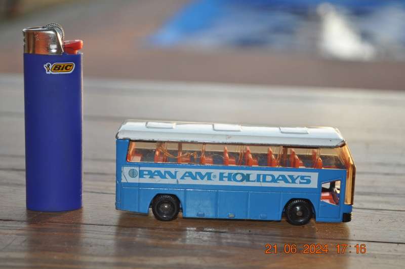 Vintage LLedo Marathons M3 Pan Am Bus