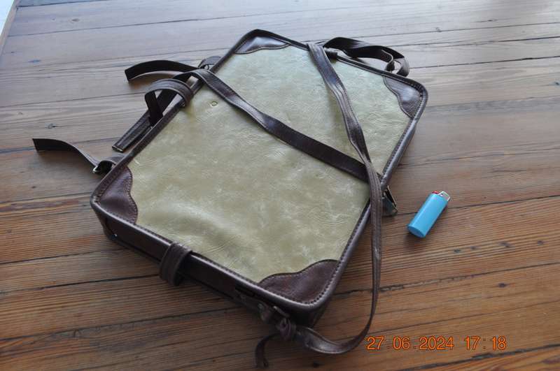 Vintage Vinyl Art Case Carry Bag