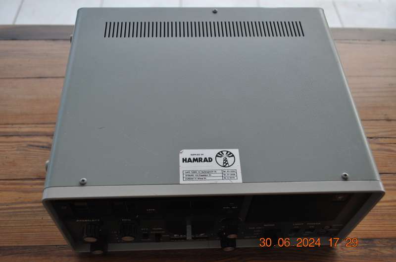 Vintage 1970s 1980s Yaesu Musen FRG-7 Communications Receiver Shortwave Radio