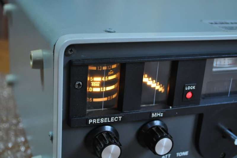 Vintage 1970s 1980s Yaesu Musen FRG-7 Communications Receiver Shortwave Radio