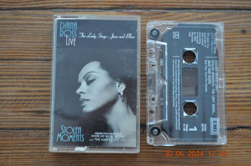 Diana Ross - Live : The Lady Sings...Jazz And Blues (Cassette)