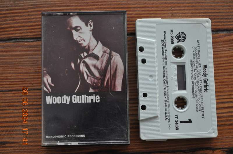 Woody Guthrie - Woody Guthrie (Cassette)