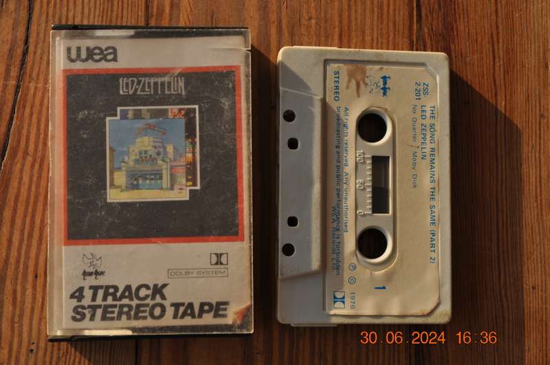 Led Zeppelin - The Song Remains The Same : Part 2 (Cassette)