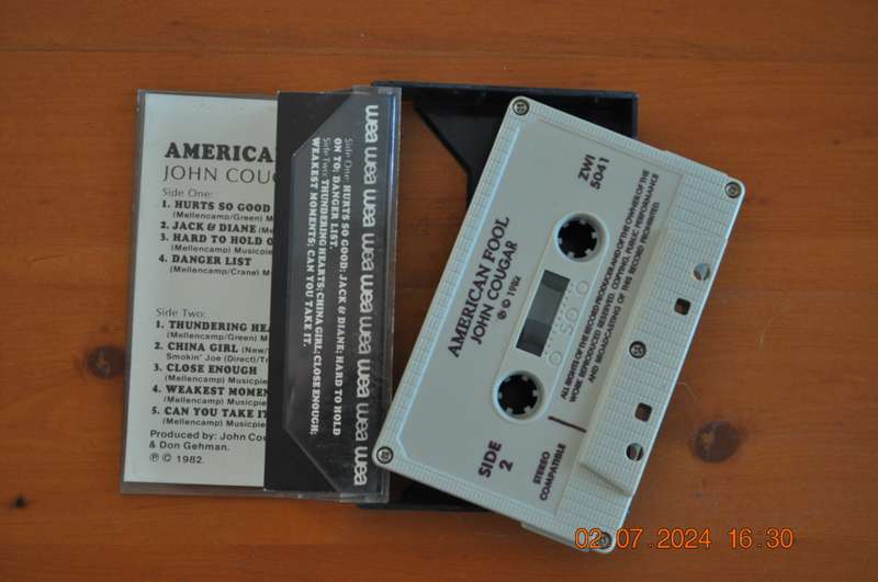 John Cougar - American Fool (Cassette)